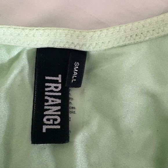 Triangl Bikini - Picture 6 of 7